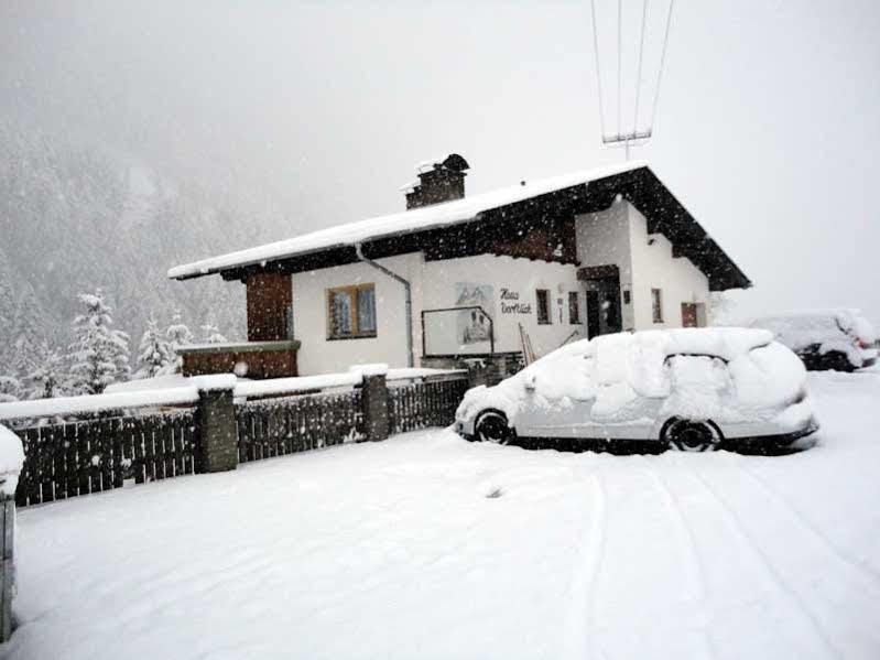 ホテル Haus Dorfblick Prägraten エクステリア 写真